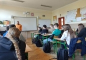 image-1003370525999805