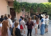 image-1010706764768840