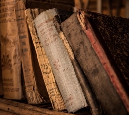 old-books-436498_640